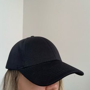 Aritzia TNA hat